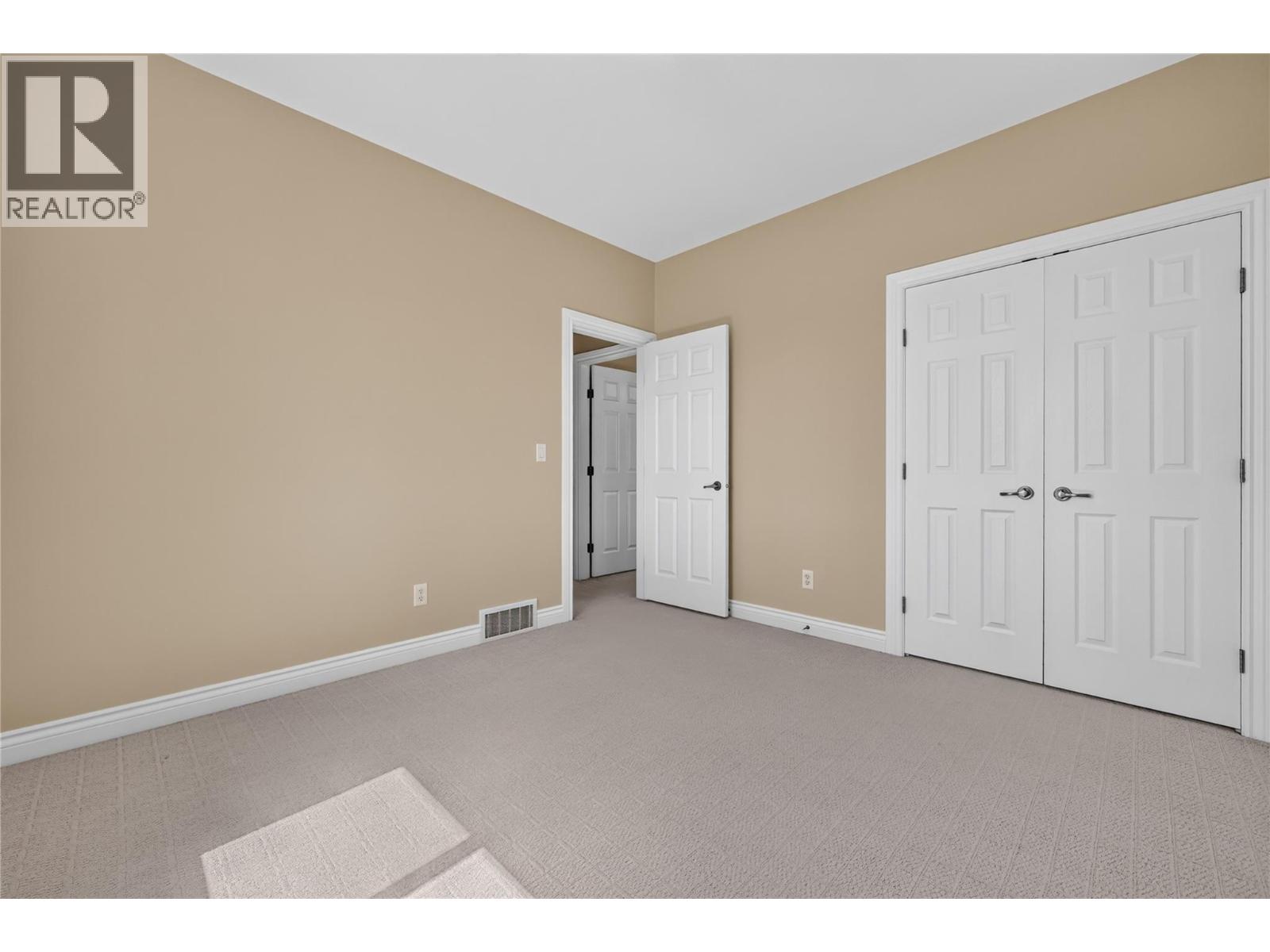 1124 Peak Point Drive