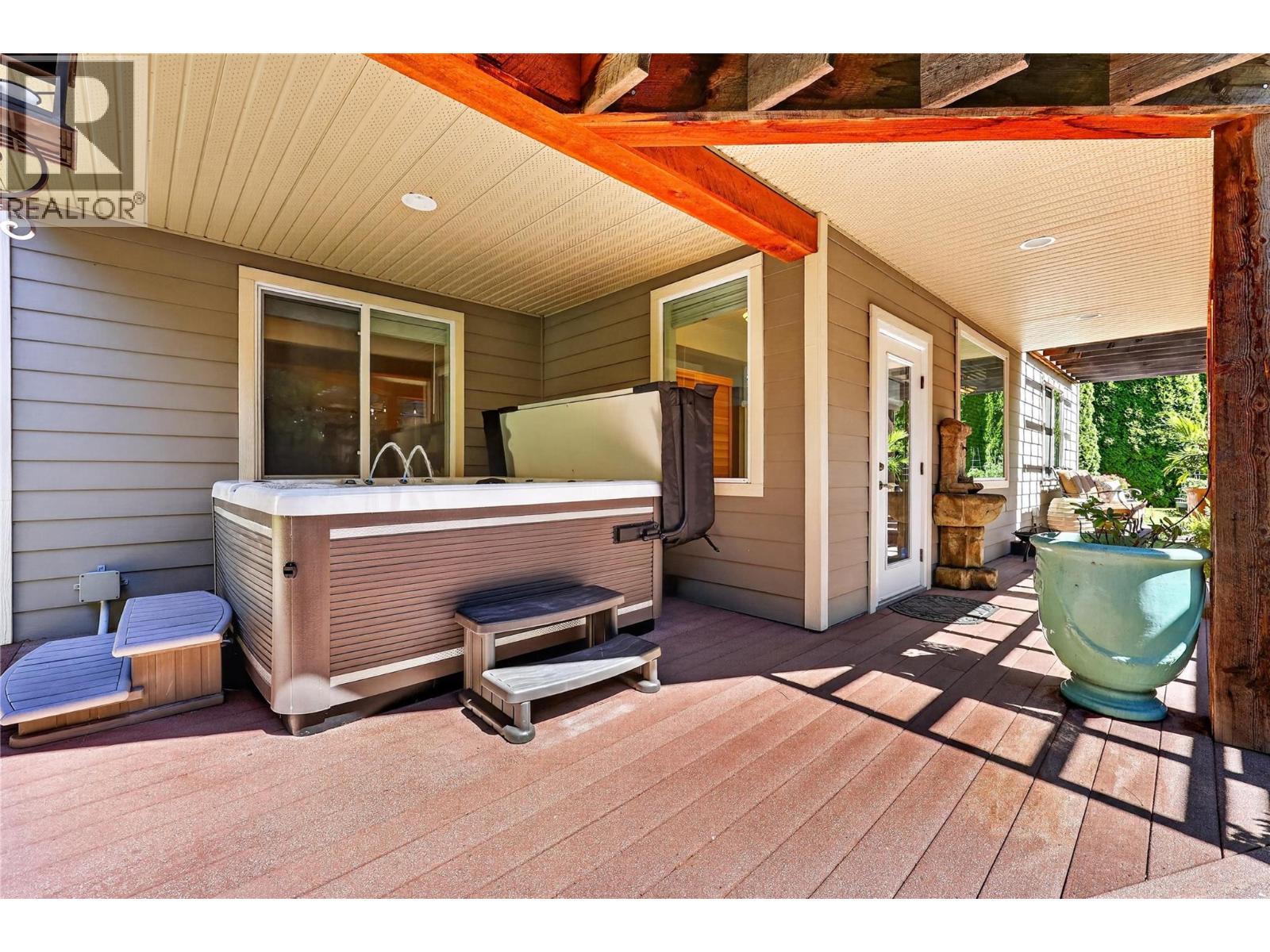 1124 Peak Point Drive
