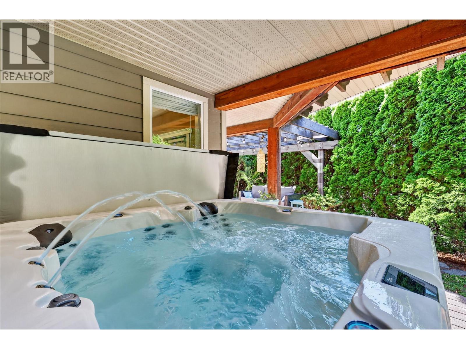1124 Peak Point Drive