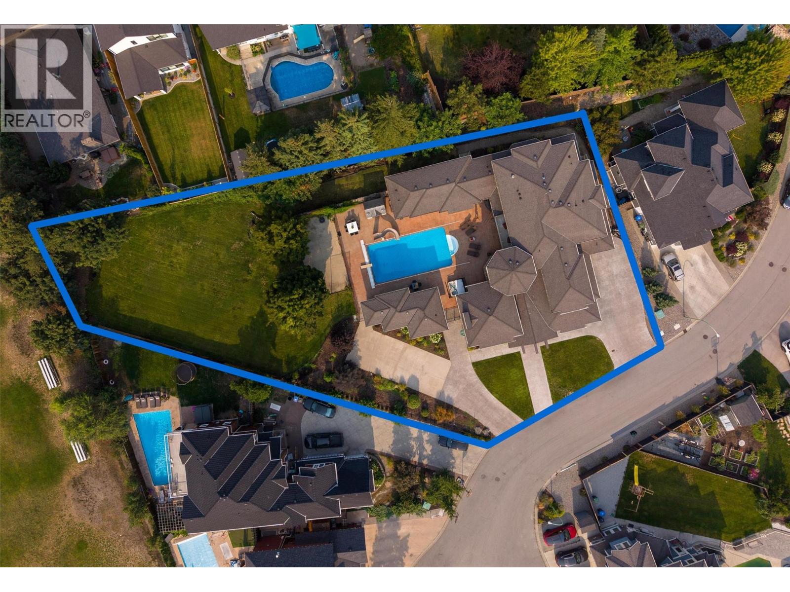 4466 Rattenbury Court