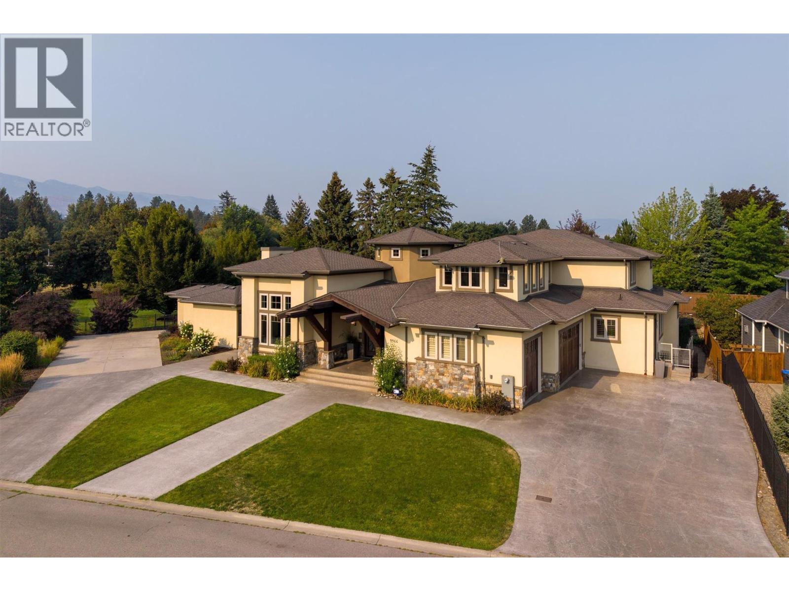 4466 Rattenbury Court