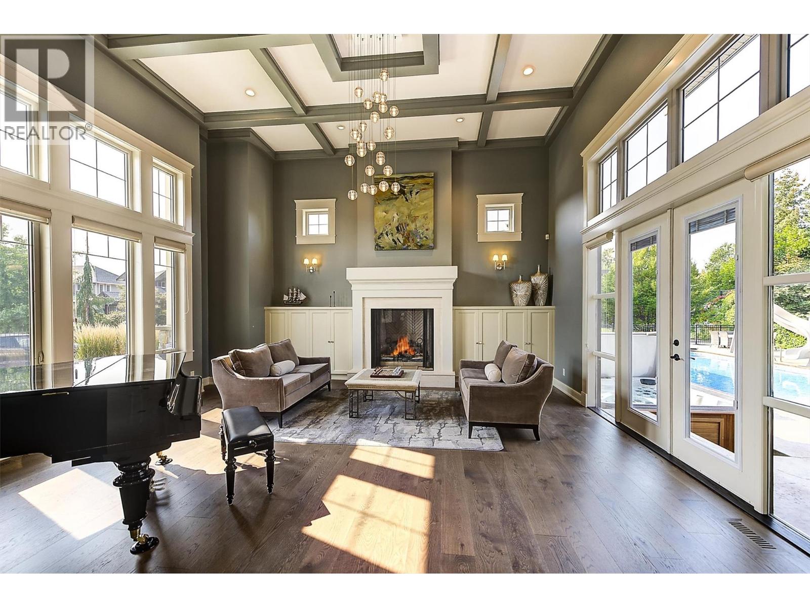 4466 Rattenbury Court