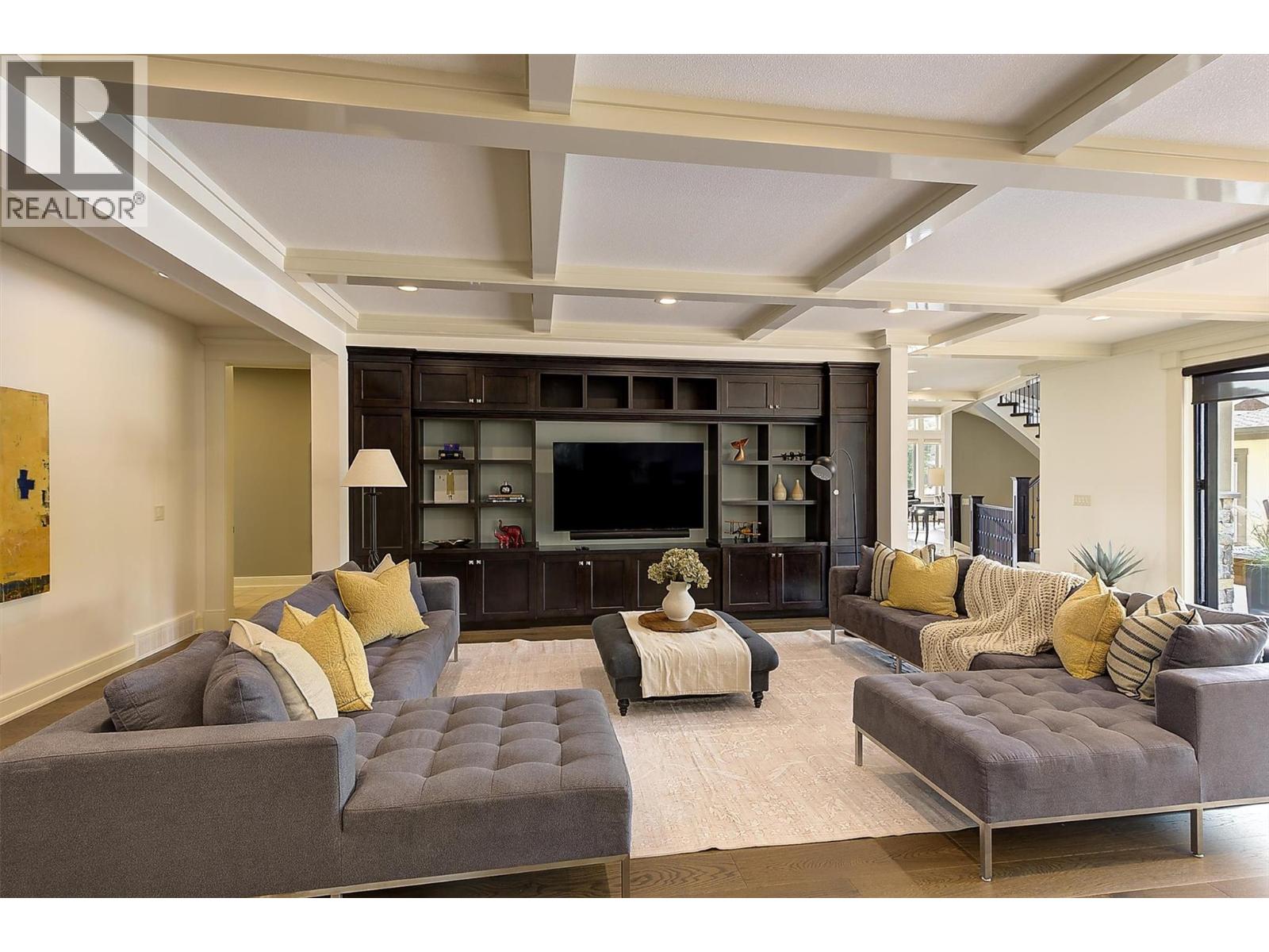4466 Rattenbury Court