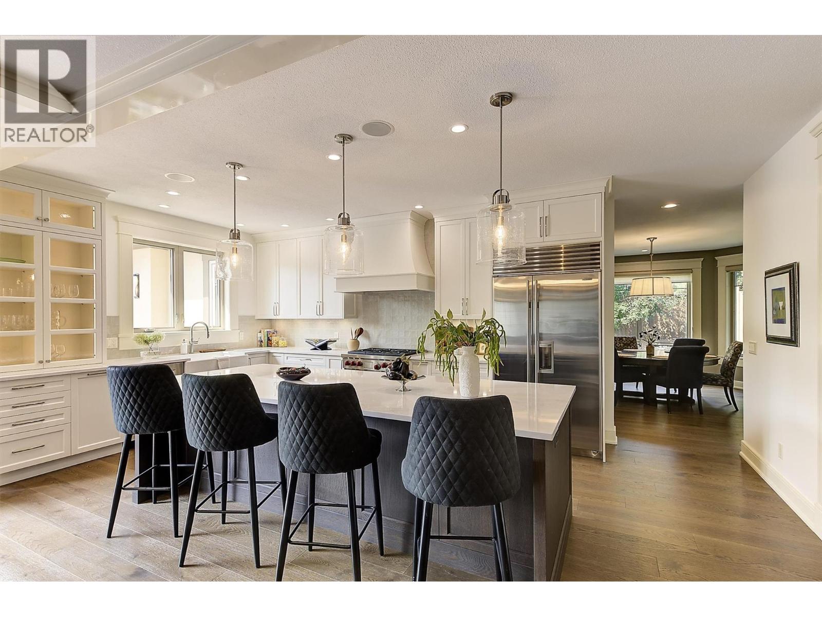 4466 Rattenbury Court