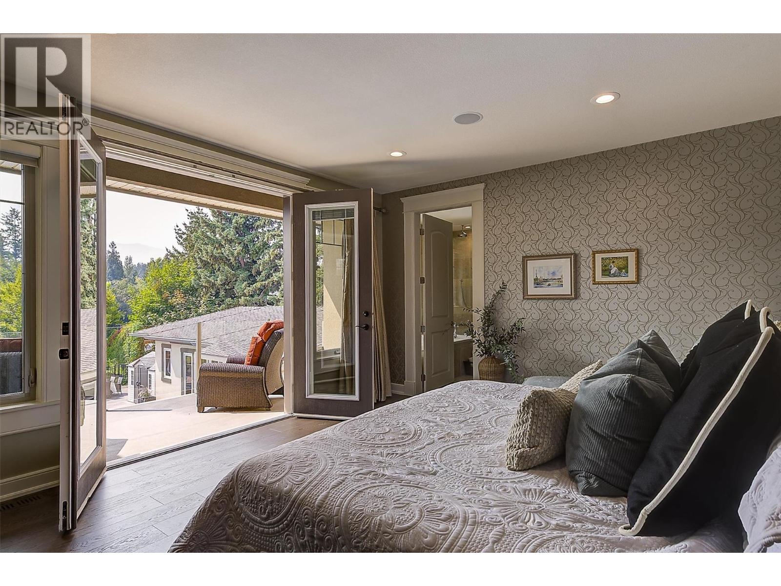 4466 Rattenbury Court