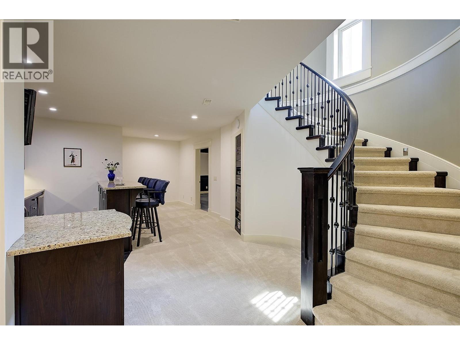 4466 Rattenbury Court