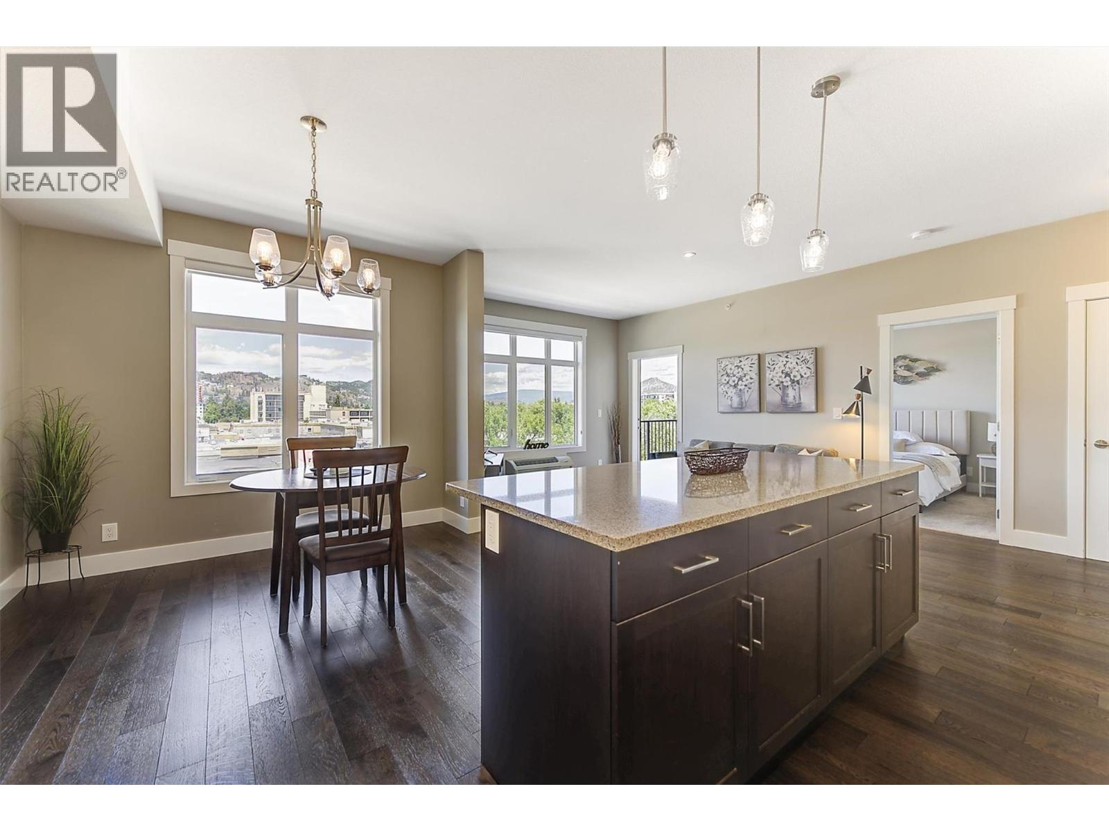 1165 Sutherland Avenue Unit# 405