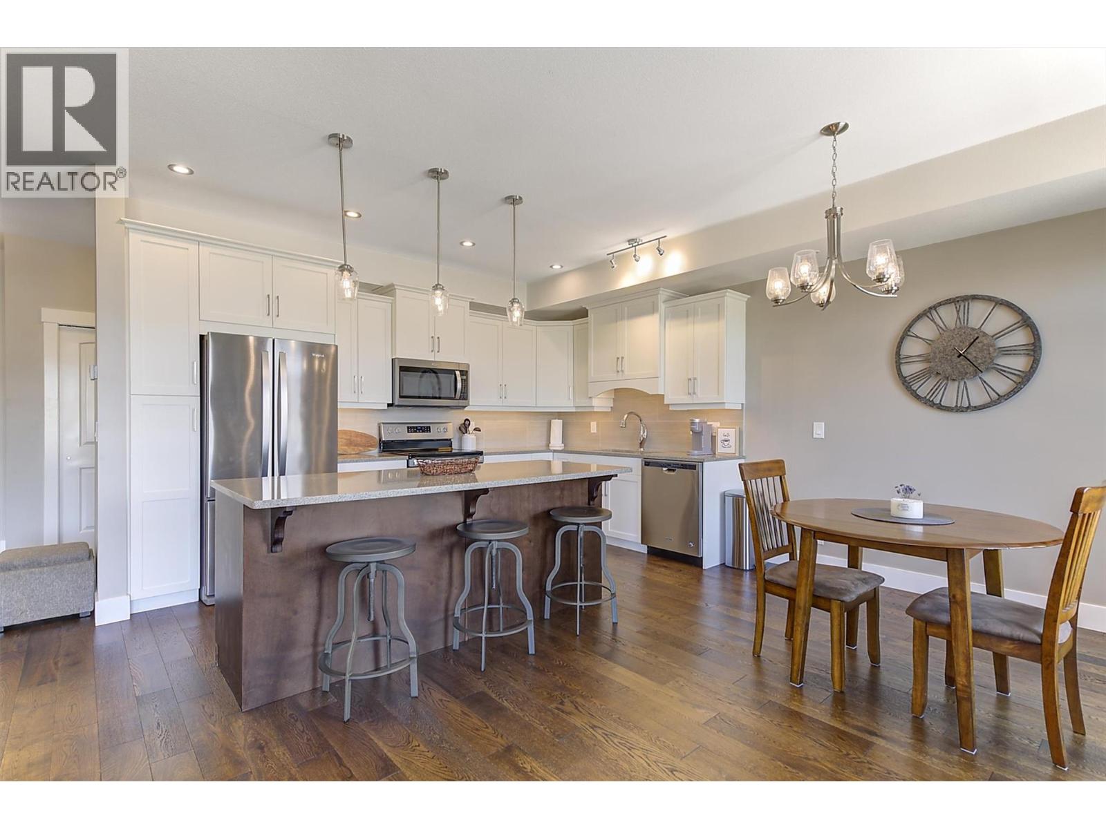 1165 Sutherland Avenue Unit# 405