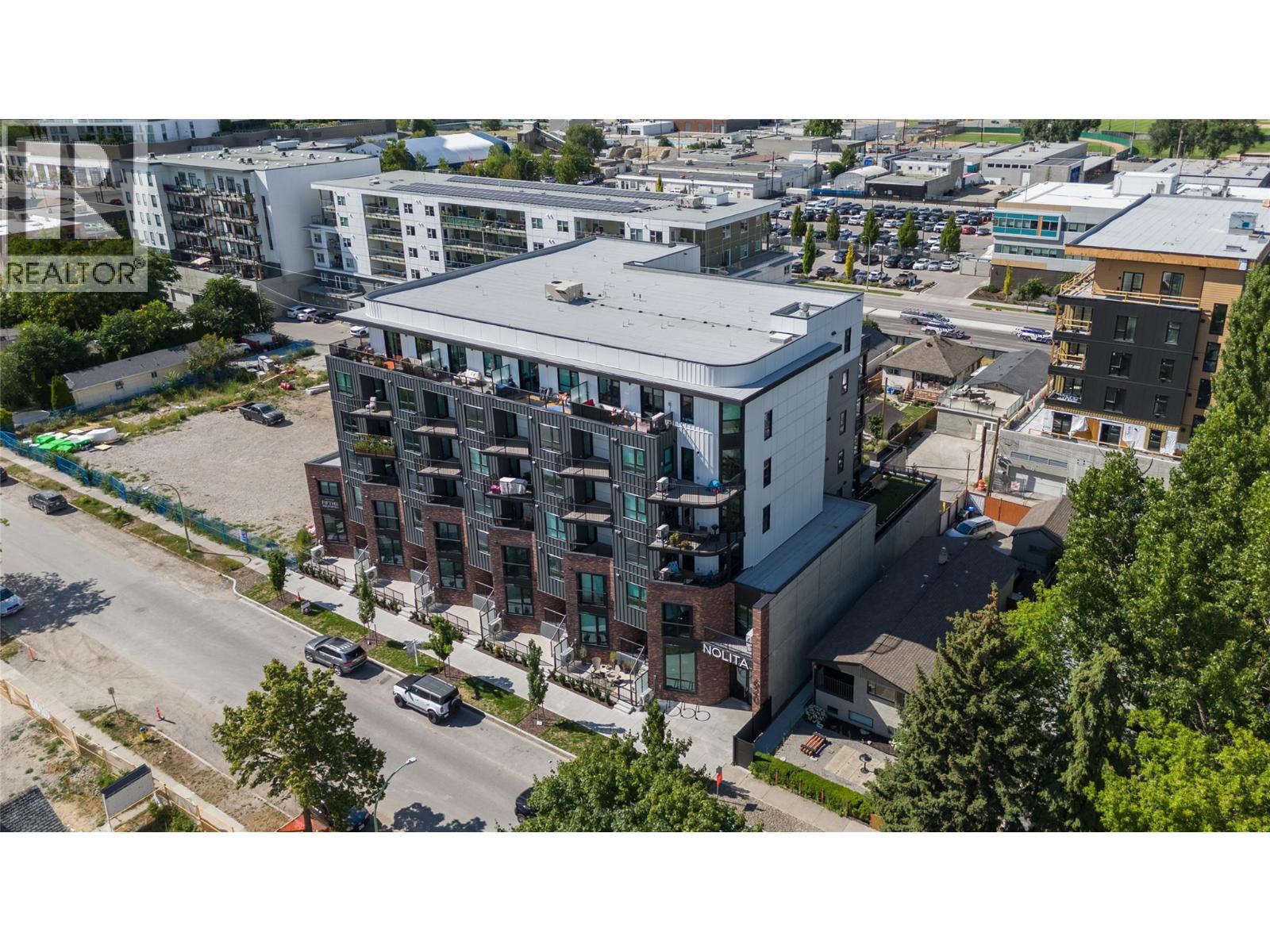 620 Coronation Avenue Unit# 102