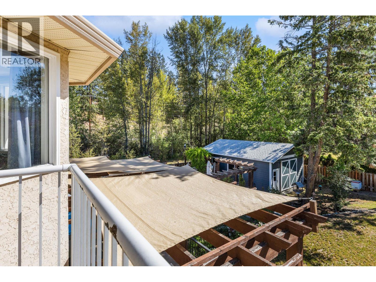 4015 Mahonia Drive