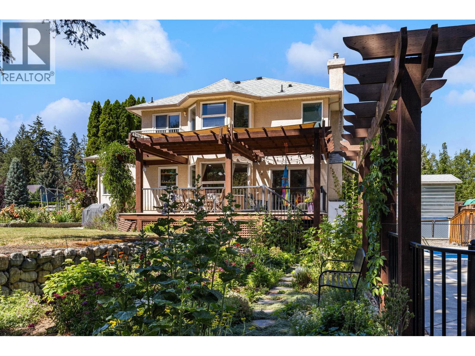 4015 Mahonia Drive