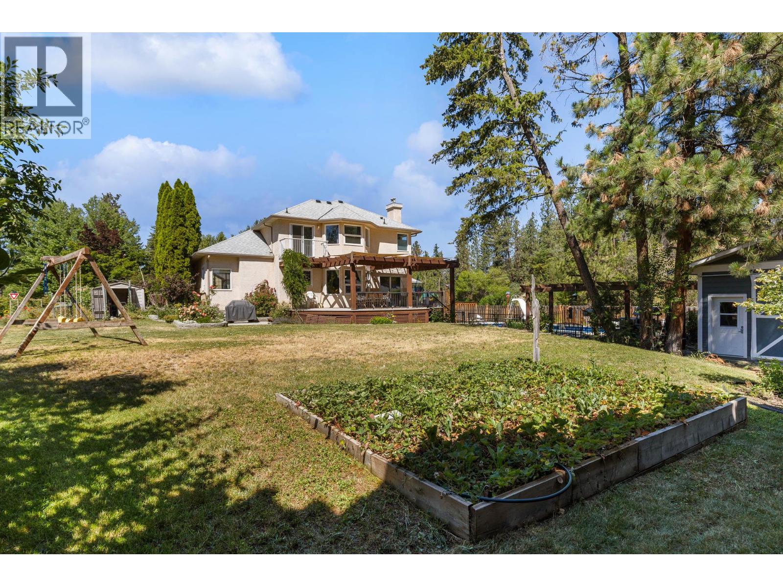 4015 Mahonia Drive