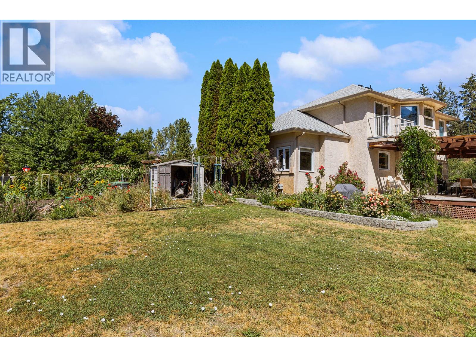 4015 Mahonia Drive