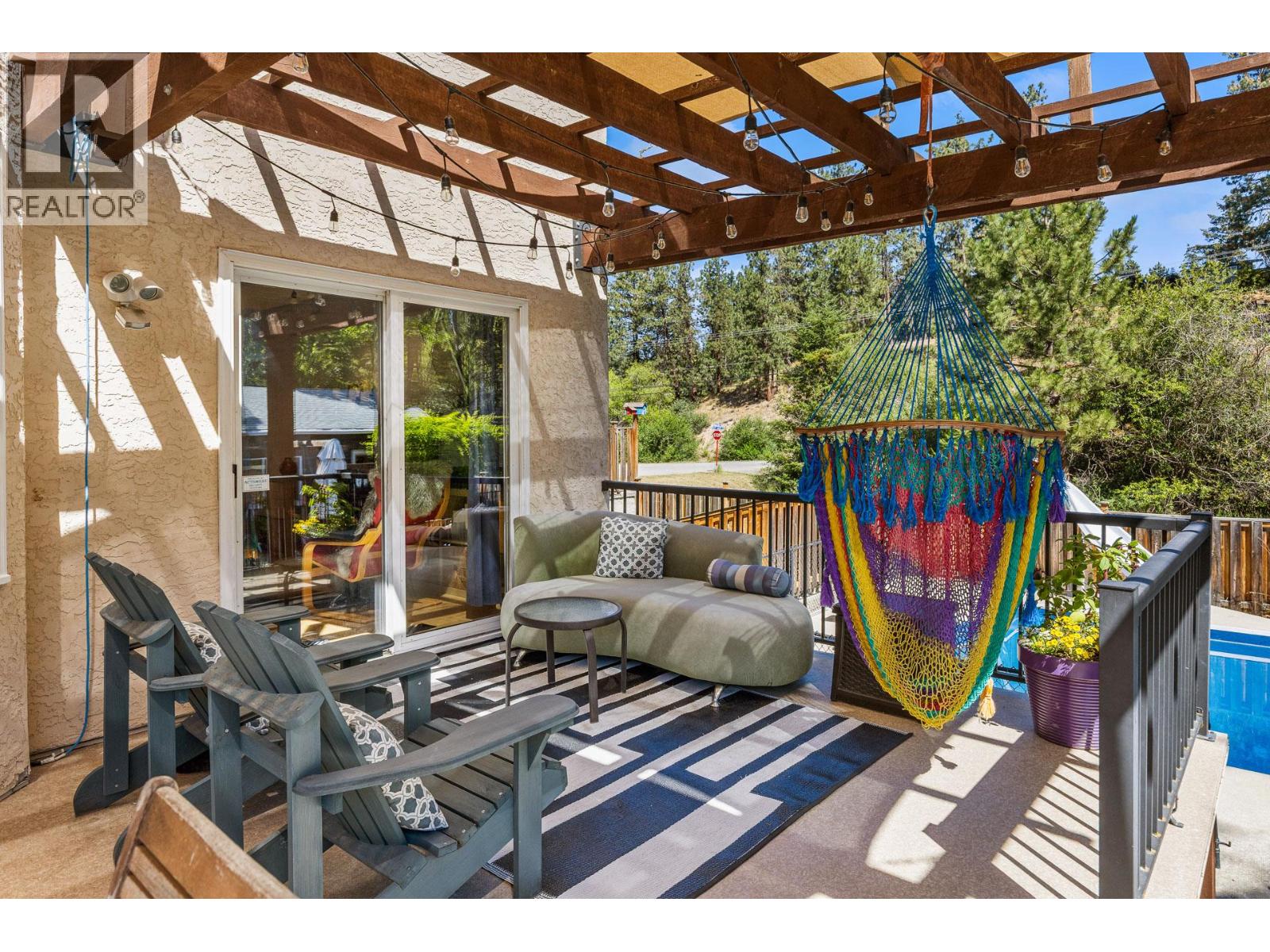 4015 Mahonia Drive