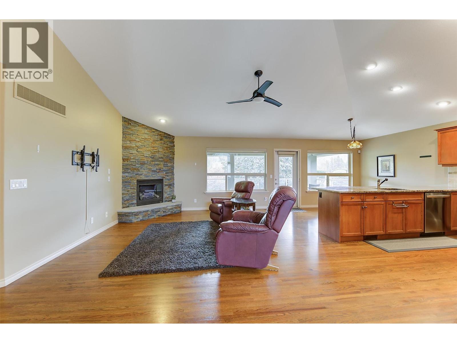 2155 Horizon Drive Unit# #31