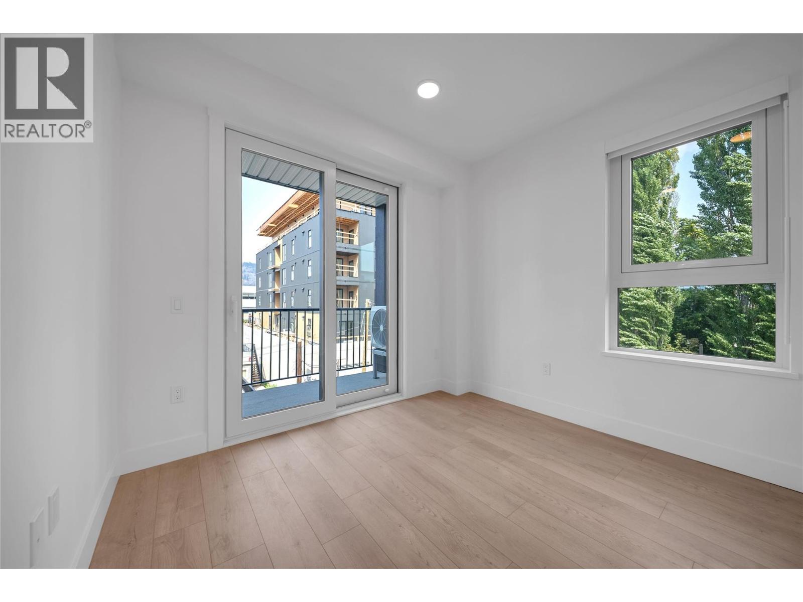 620 Coronation Avenue Unit# 312