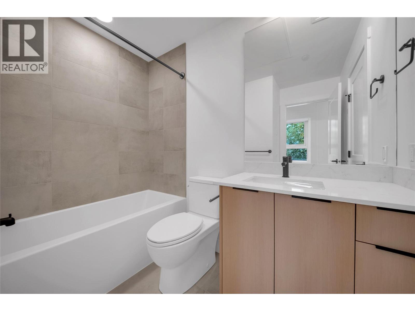620 Coronation Avenue Unit# 312