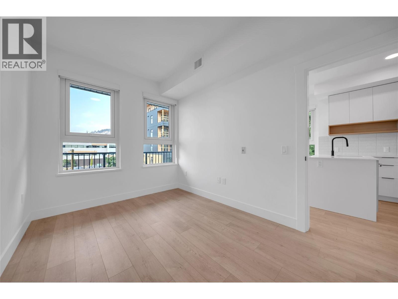 620 Coronation Avenue Unit# 312