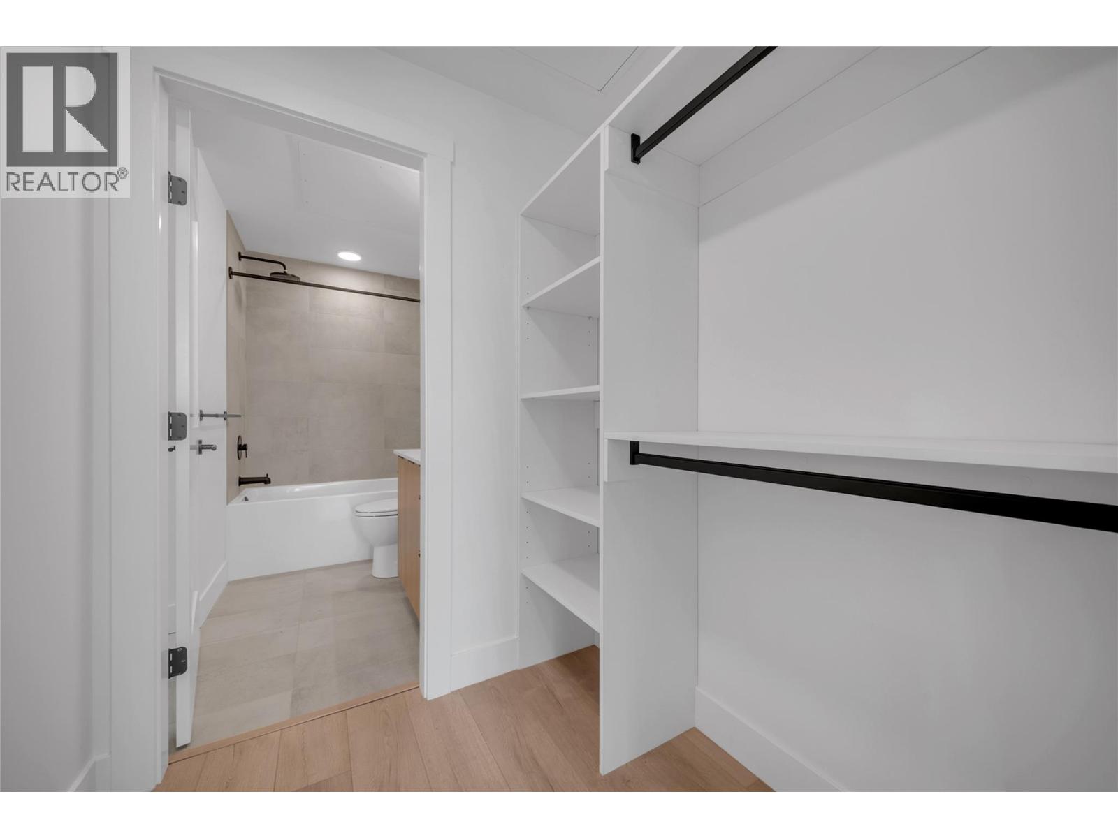 620 Coronation Avenue Unit# 312