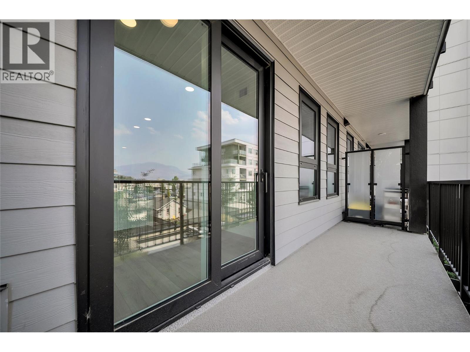 620 Coronation Avenue Unit# 312