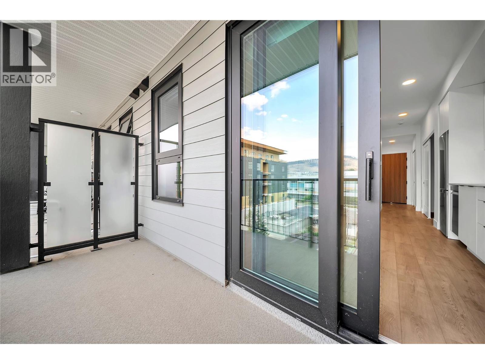 620 Coronation Avenue Unit# 409