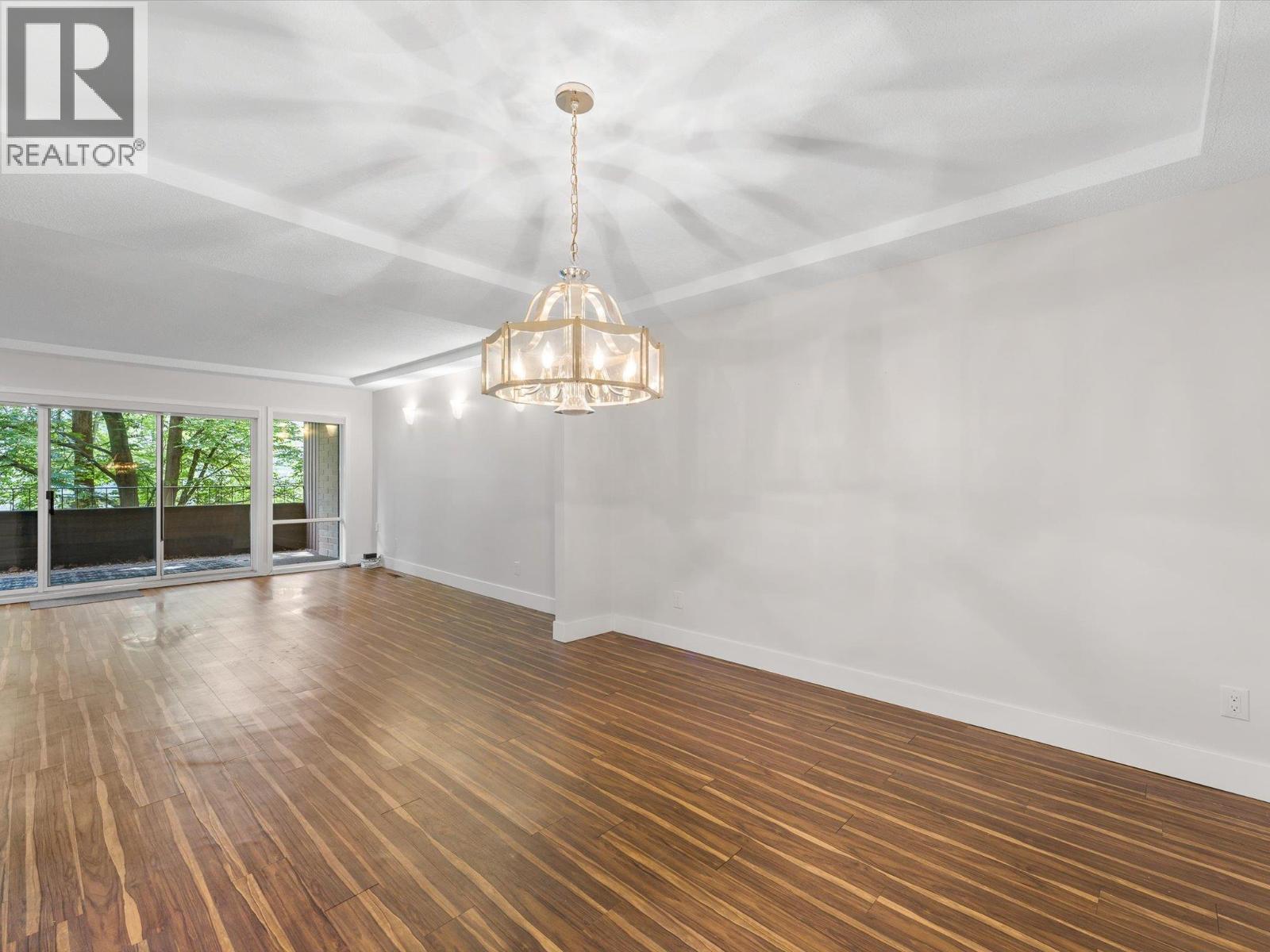 539 Sutherland Avenue Unit# 106