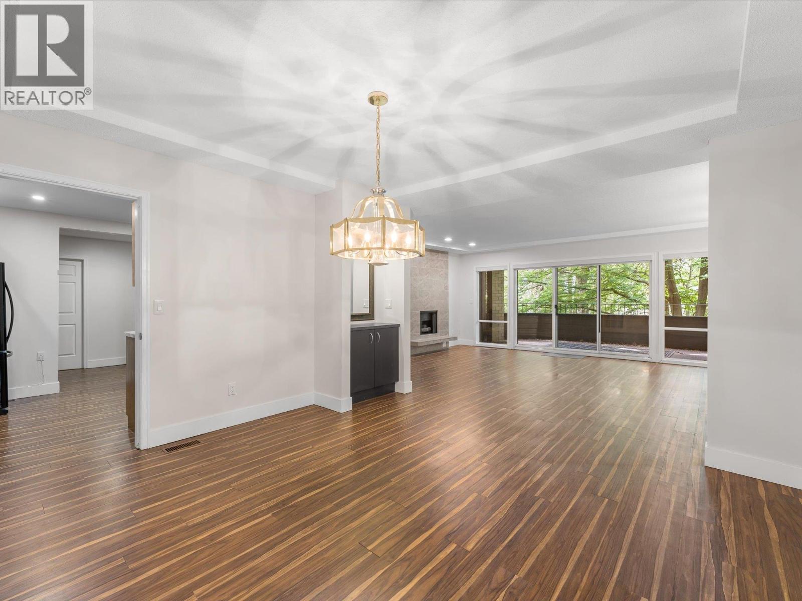 539 Sutherland Avenue Unit# 106