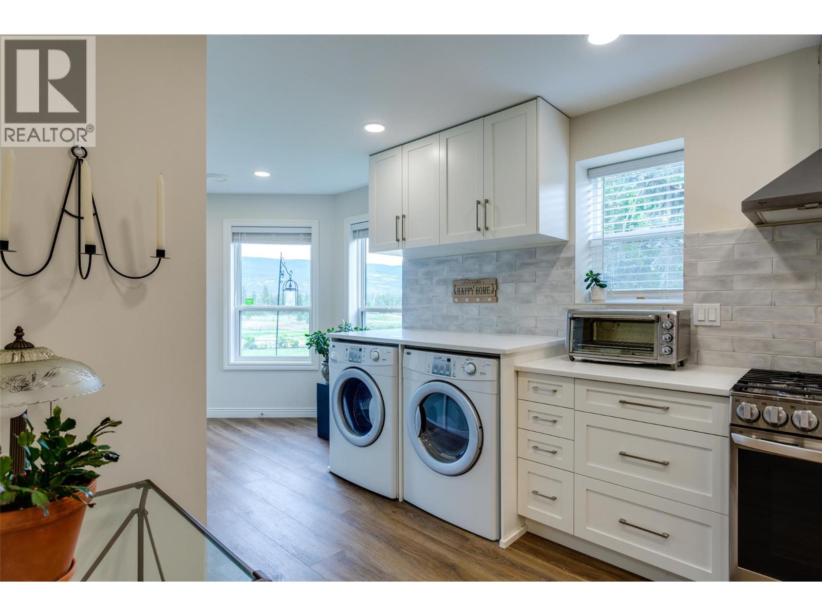 3080 Quail Crescent
