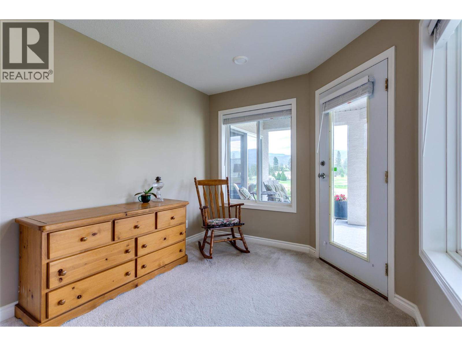 3080 Quail Crescent