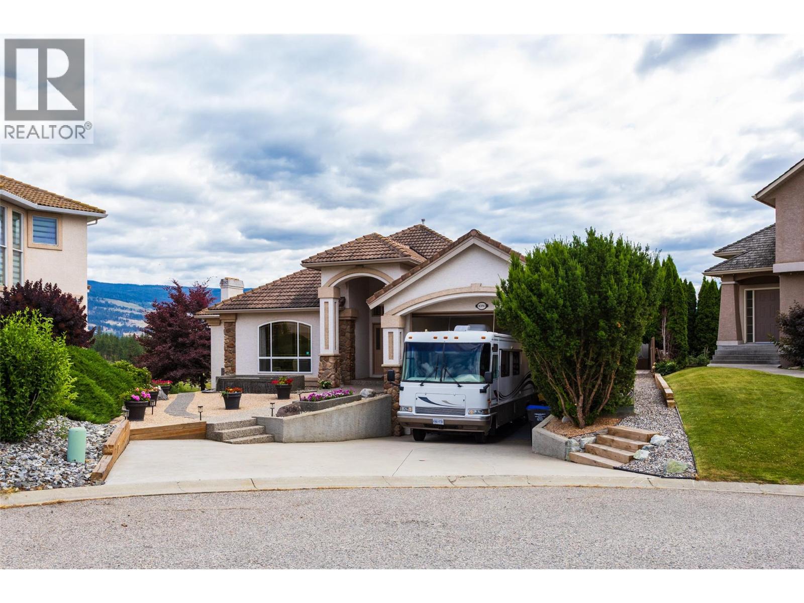 3080 Quail Crescent