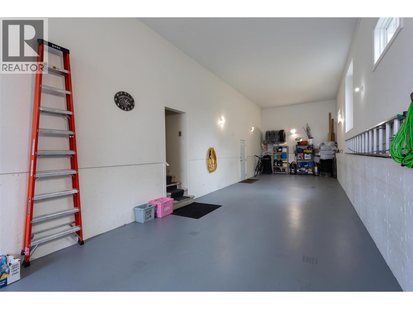 3080 Quail Crescent