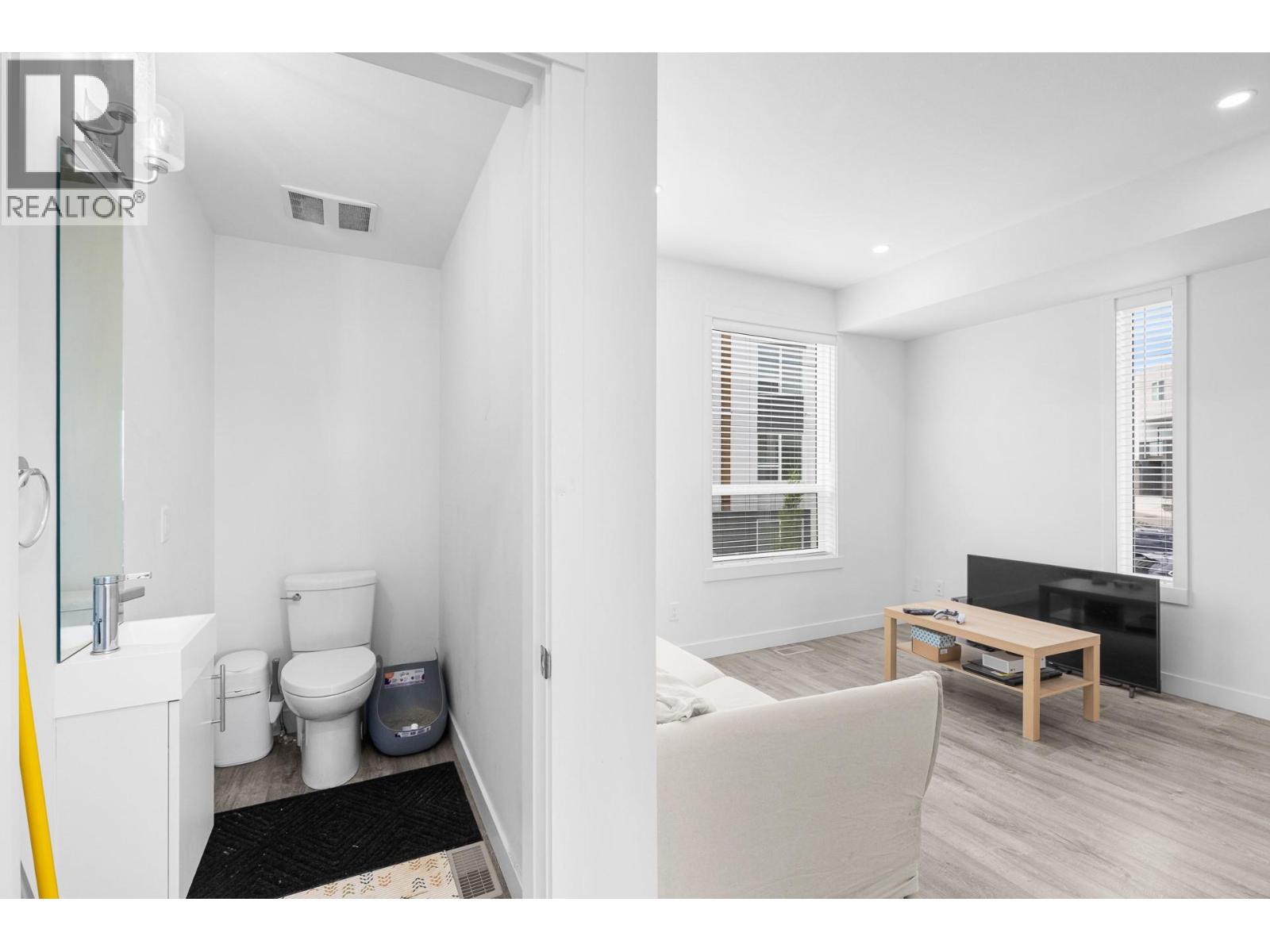 610 Academy Way Unit# 19