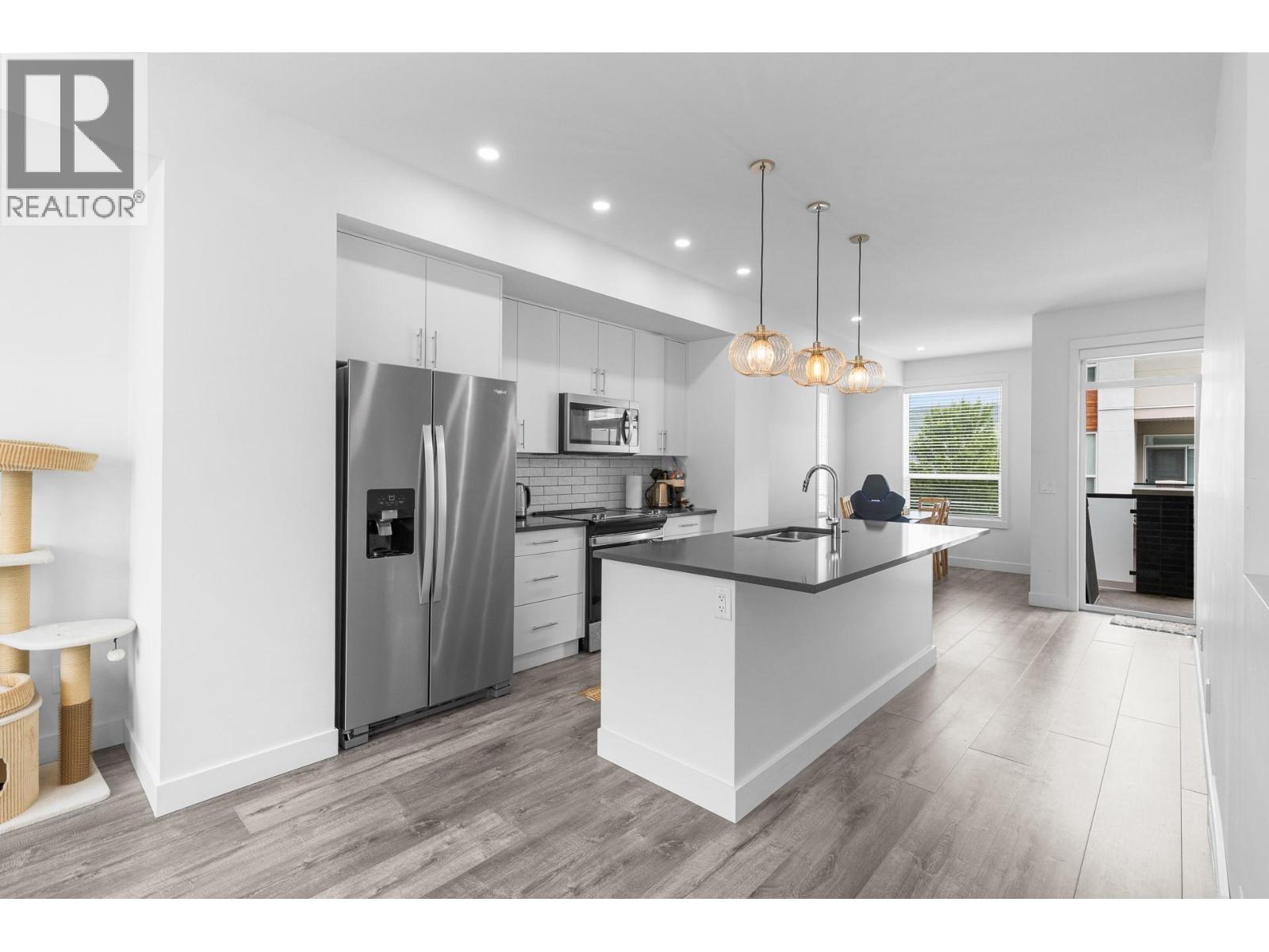 610 Academy Way Unit# 19