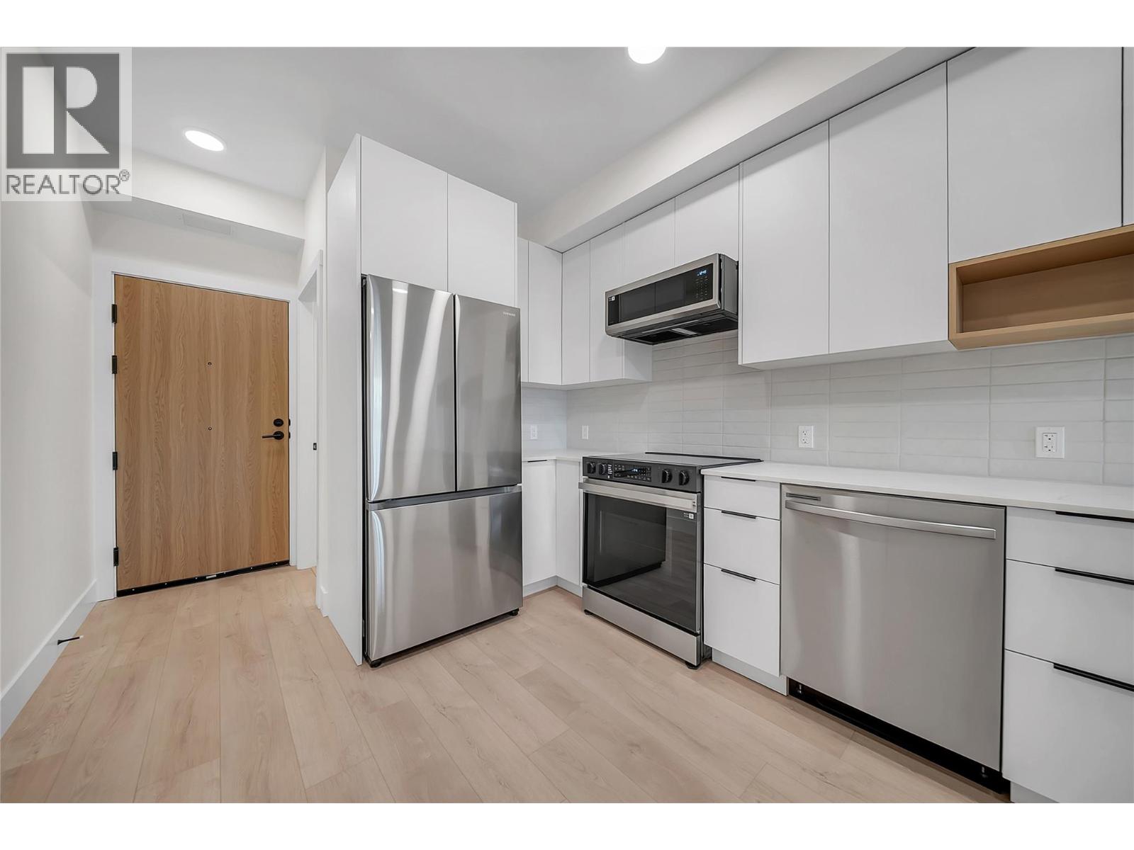 620 Coronation Avenue Unit# 502