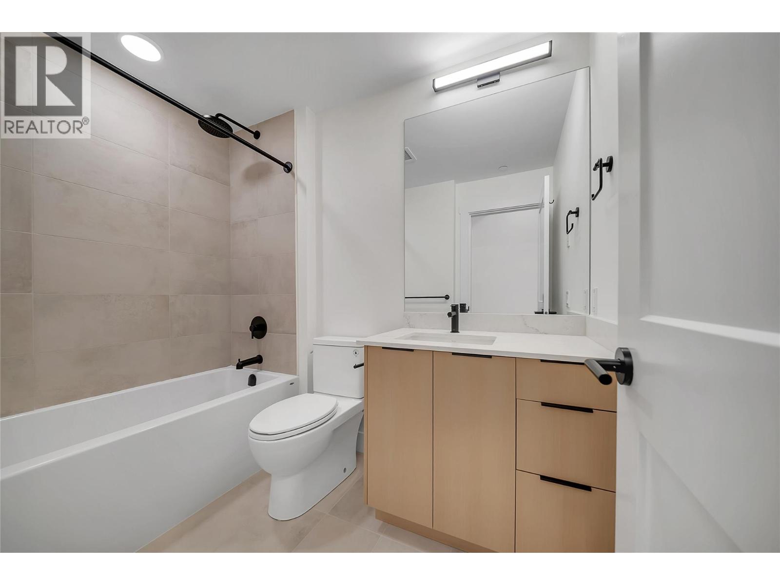 620 Coronation Avenue Unit# 502