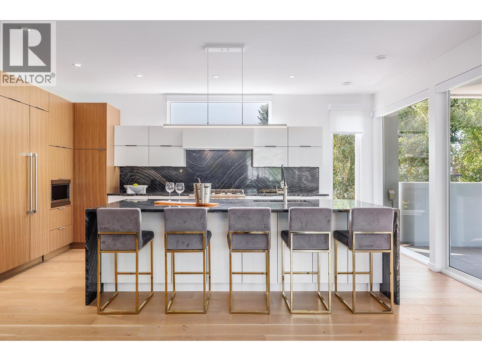 2630 Bath Street Unit# 201