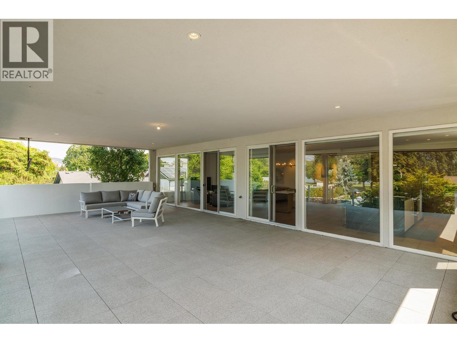2630 Bath Street Unit# 201