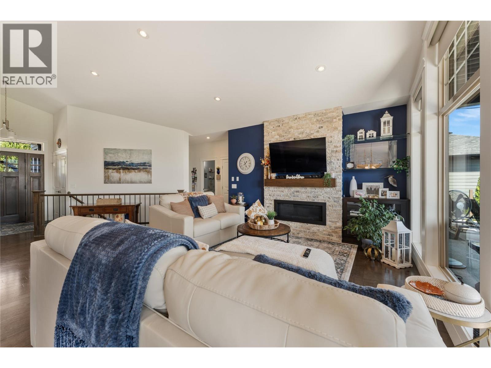 13011 East Ridge Drive