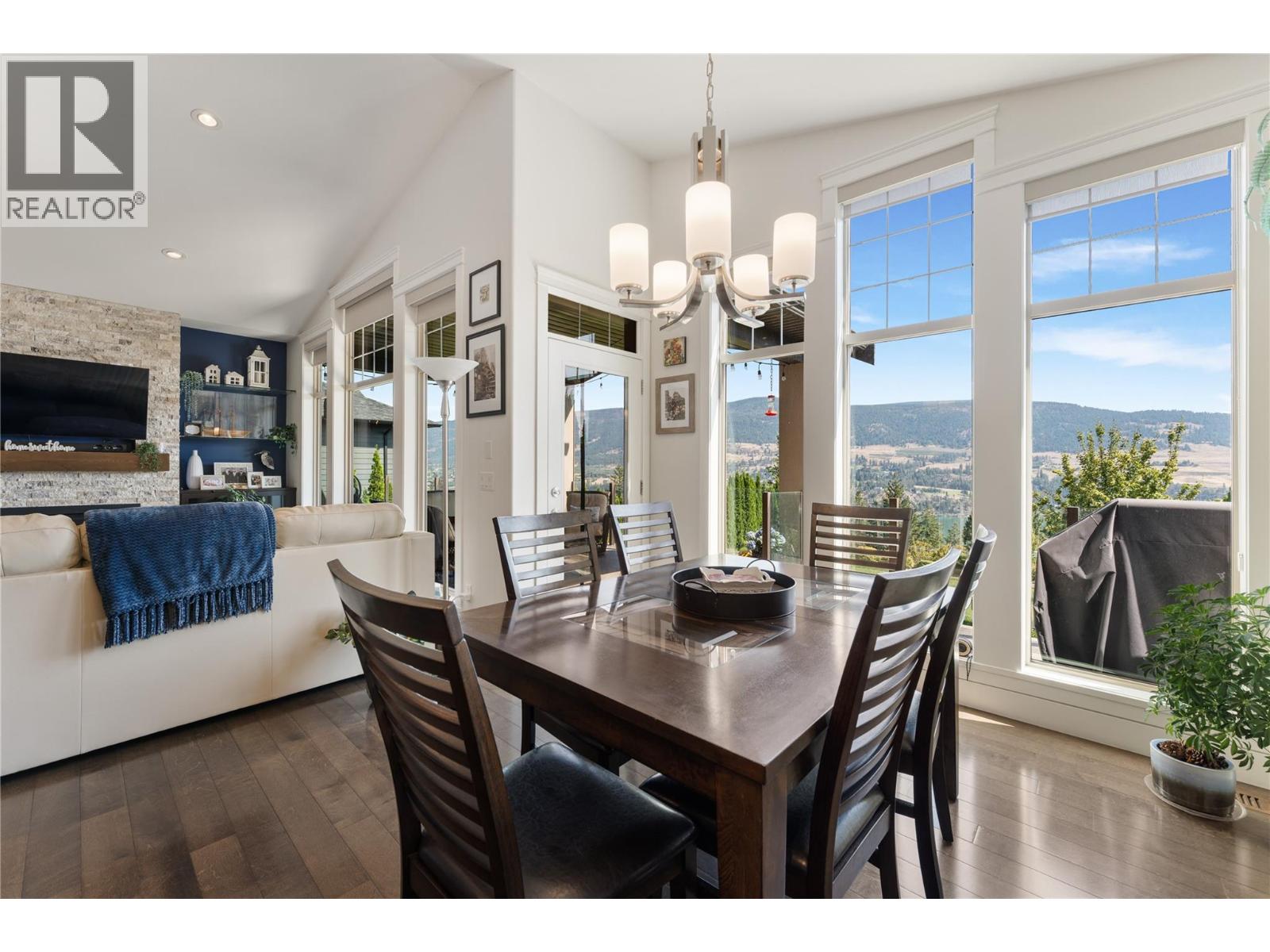 13011 East Ridge Drive