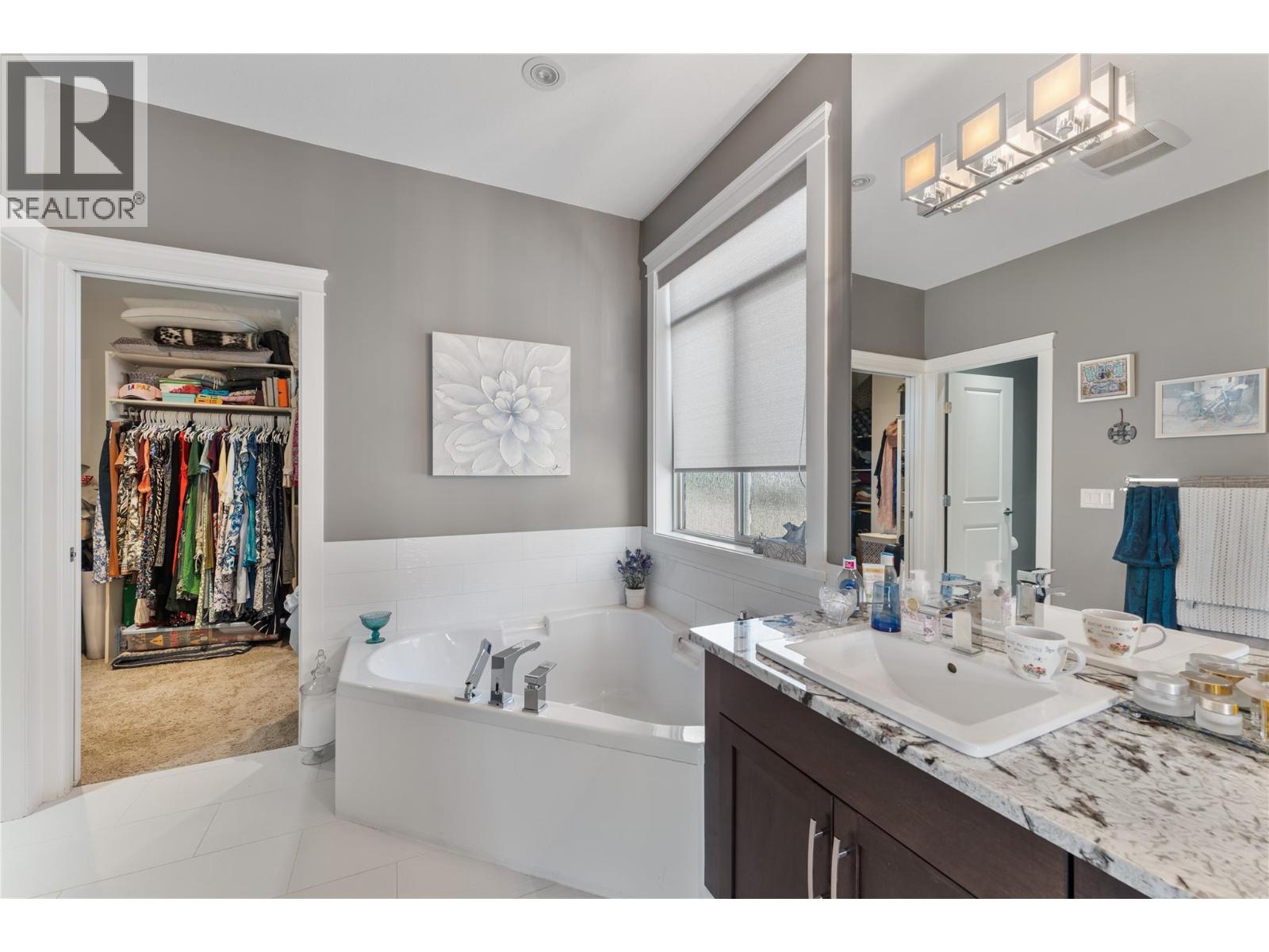 13011 East Ridge Drive