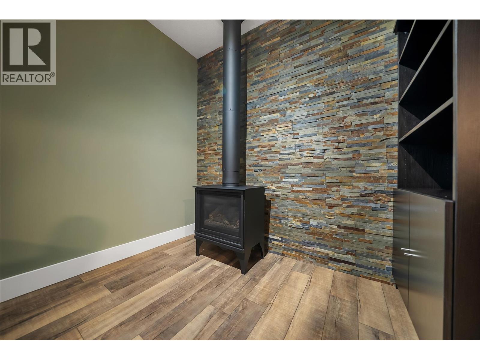 13009 Gibbons Drive