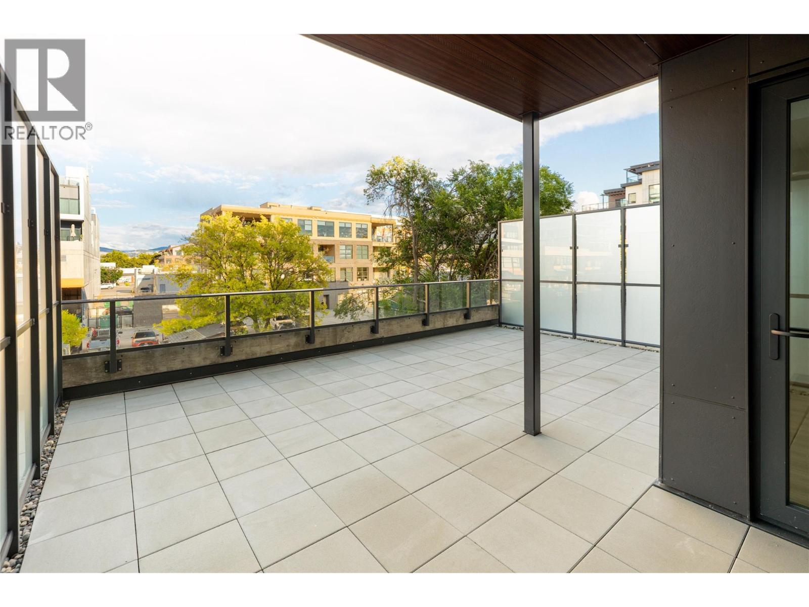 3051 Abbott Street Unit# 206