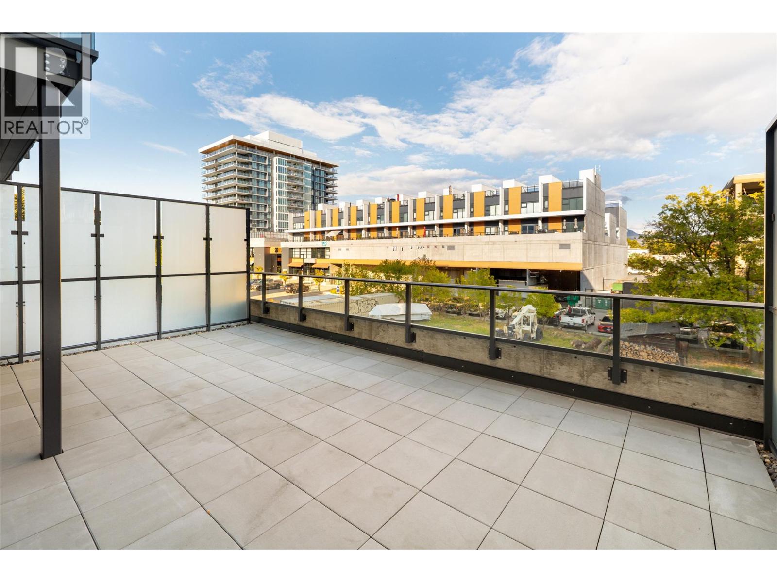 3051 Abbott Street Unit# 206