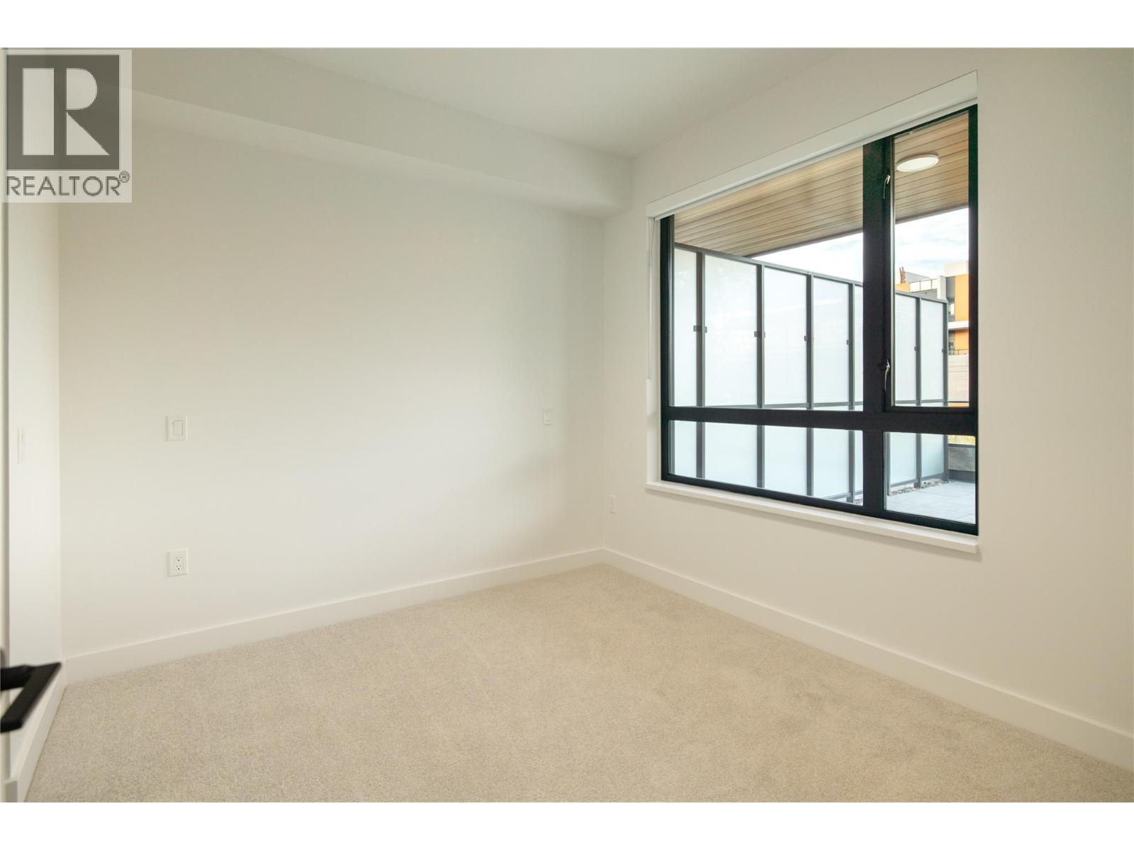 3051 Abbott Street Unit# 206
