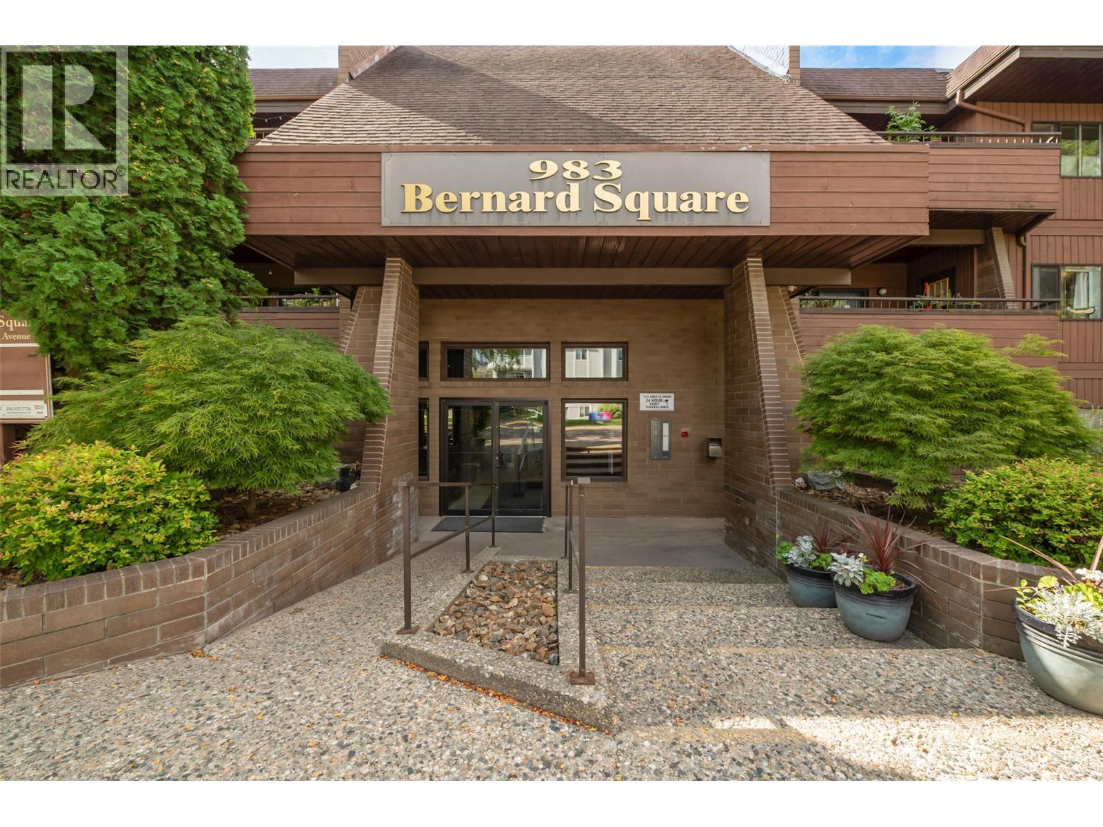983 Bernard Avenue Unit# 206