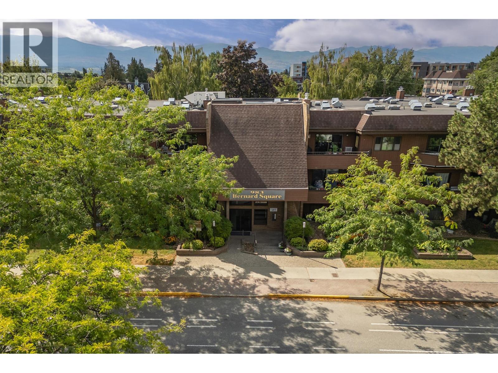 983 Bernard Avenue Unit# 206