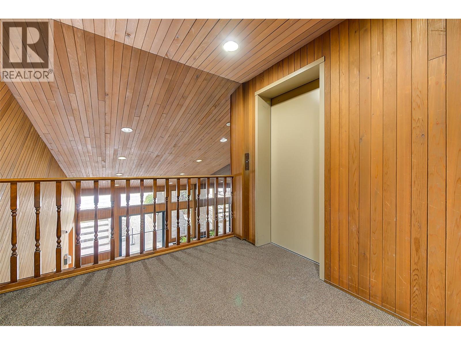 983 Bernard Avenue Unit# 206