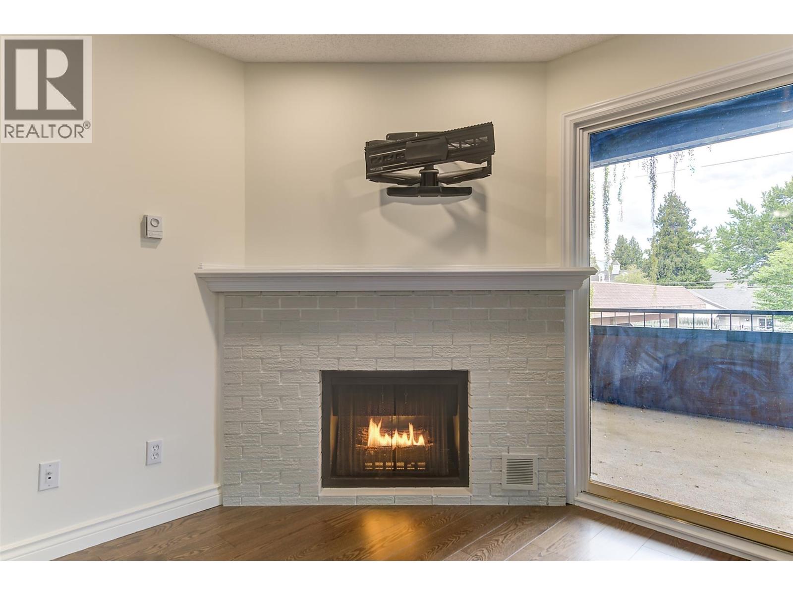 983 Bernard Avenue Unit# 206