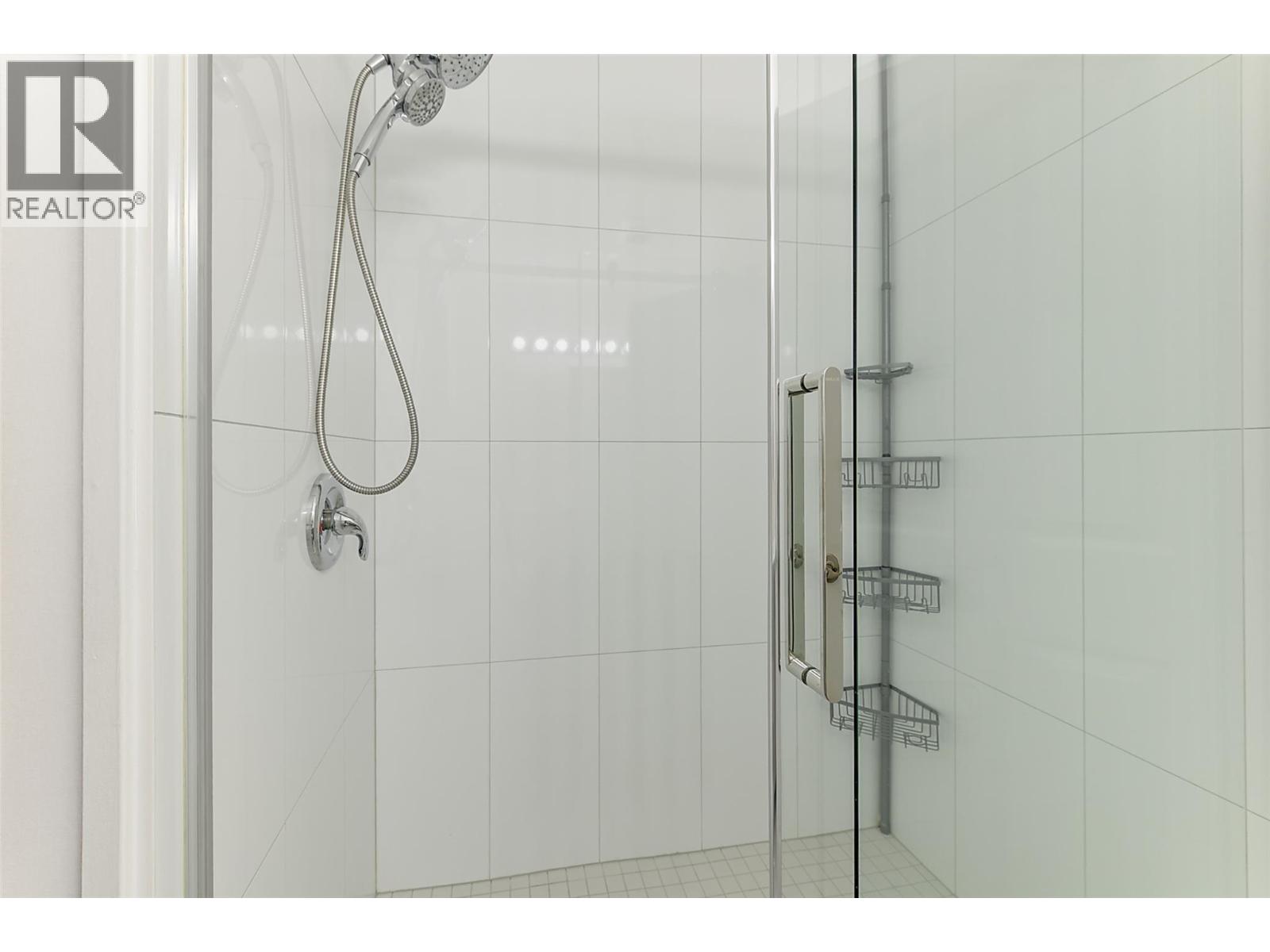 983 Bernard Avenue Unit# 206