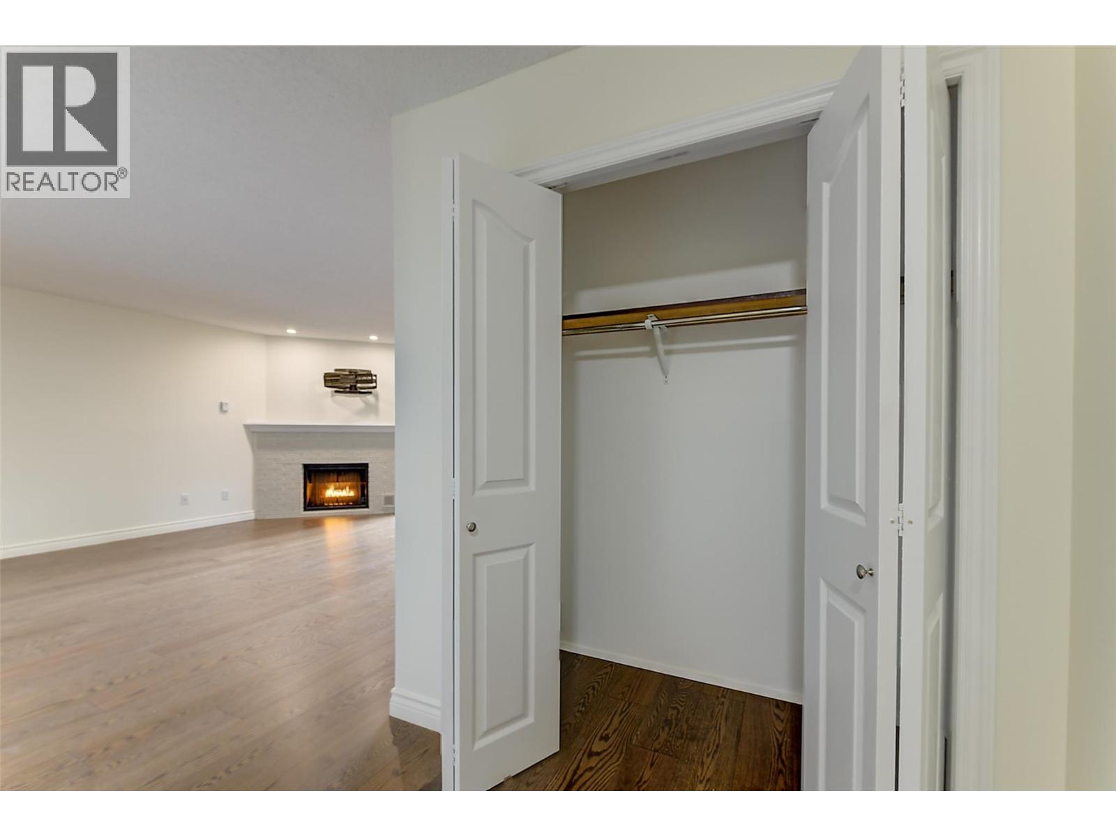 983 Bernard Avenue Unit# 206